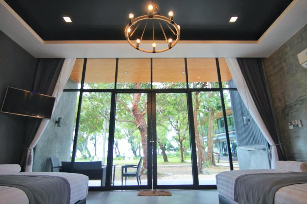 Baan Chao Mai Beach House Trang Exterior foto