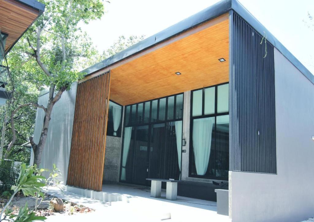 Baan Chao Mai Beach House Trang Exterior foto